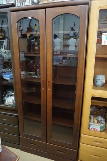 収納棚☆食器棚・書棚などに☆幅79×奥行42×高さ180cm☆ブラウン