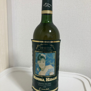 美空ひばりラベル　白ワイン