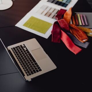 Ｓl     右肩上がりの成長企業・Webディレクター募集！ 　...