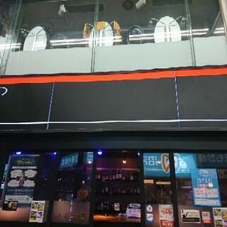 沼津仲見世商店街カフェバー「ラベース」にて