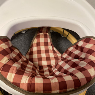 赤ちゃんの歩行器の画像