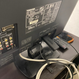 TOSHIBAテレビ　REGZA 2月下旬〜　テレビ台付の画像