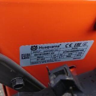 ご成約頂きました❗北欧のエンジン除雪機 自走式 ハスクバーナ  ST224  Husqvarna 2018年製 の画像