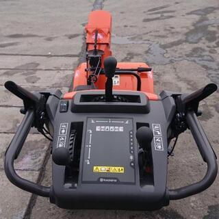 ご成約頂きました❗北欧のエンジン除雪機 自走式 ハスクバーナ  ST224  Husqvarna 2018年製 の画像