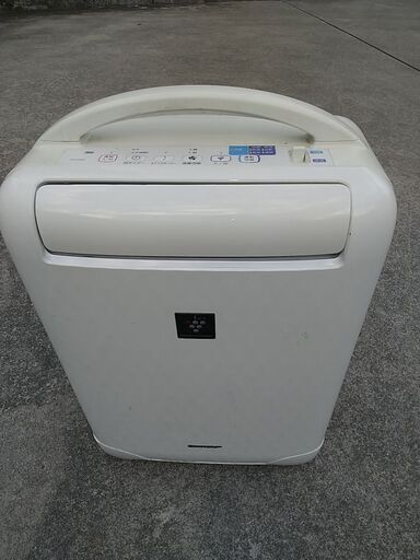 シャープ除湿機CV-C100