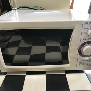 【リサイクルショップ八光　安心の3か月保証　配達・設置OK】シャープ 単機能 電子レンジ 西日本 60Hz専用 20L RE-T2-W6 ホワイトの画像