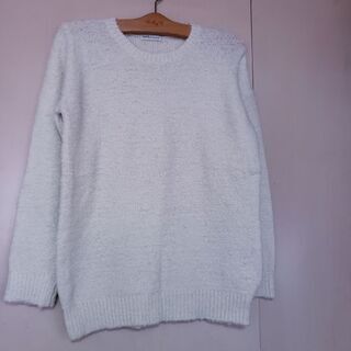 earthプードルセーター