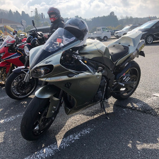 YAMAHA YZF-R1 逆輸入車の画像