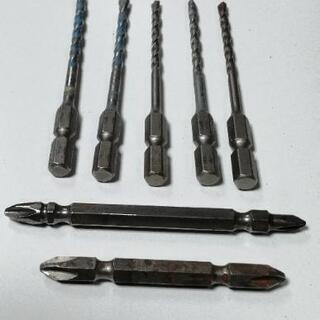 大人気　マキタ M697DSX インパクトドライバ 14.4V　値下げ交渉あり!の画像