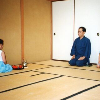 こども茶道教室（煎茶／抹茶）火曜夜クラス｜久留米毎日文化教室