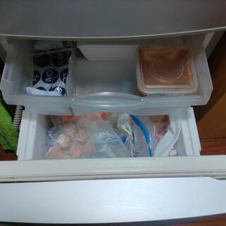 冷蔵庫の画像