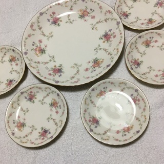 ご相談中です。　お皿セットの画像