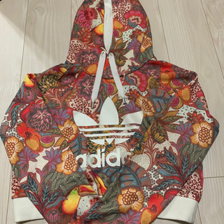 大人気完売品！！pakaian adidasパーカー！の画像