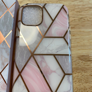 アイホン11のケース