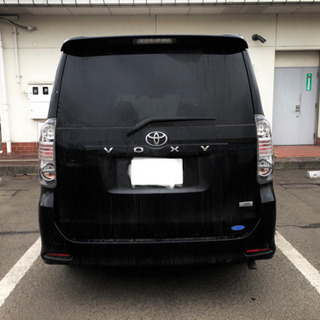 (お話中)車検1年以上残！ヴォクシー　8人乗り　3列シート　掲載2月末まで予定の画像