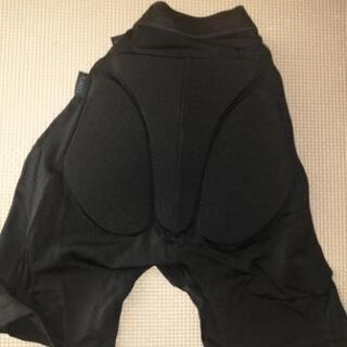 ✱値下げしました★美品★ IGNIO  130cm  衝撃を和らげるパット(膝パット無し)の画像
