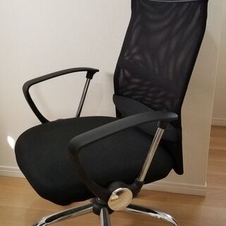 3000円！ハイバックチェア状態良好！