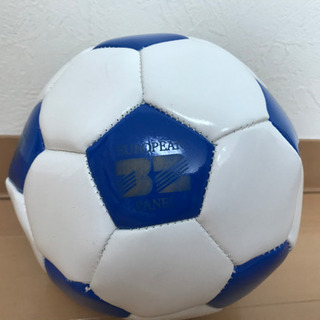 2月中　中古　サッカーボール　自宅内　空気抜け