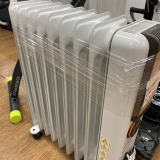 デロンギ　オイルヒーター【店頭取引限定】【中古品】早い者勝ち！取...