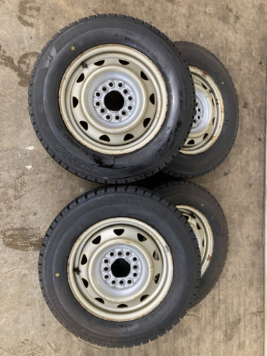 145 80 R13 スタッドレス　ブリヂストン　ブリジストン　18年製　マルチ