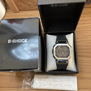 ほぼ未使用　美品　CASIO 腕時計 G-SHOCK Bluetooth 搭載 電波ソーラー GMW-B5000-1JF マルチバンド6 20気圧防水メンズ ブラック 