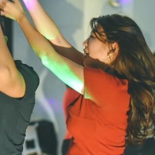 サルサは、老若男女、誰でも楽しめる ダンス・フィットネスです！
