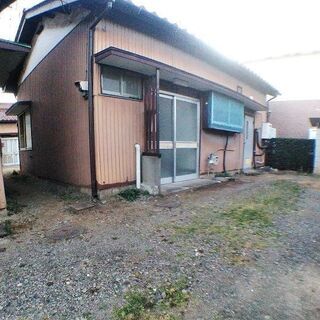 【総社町戸建 部屋番号：南東 】ペット相談可！人気の戸建！１部屋...