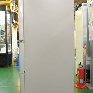 日立 3ドア冷蔵庫 R-27HV 2017年製。清掃・動作確認済。当店の不具合時返金保証6ヵ月付き。の画像