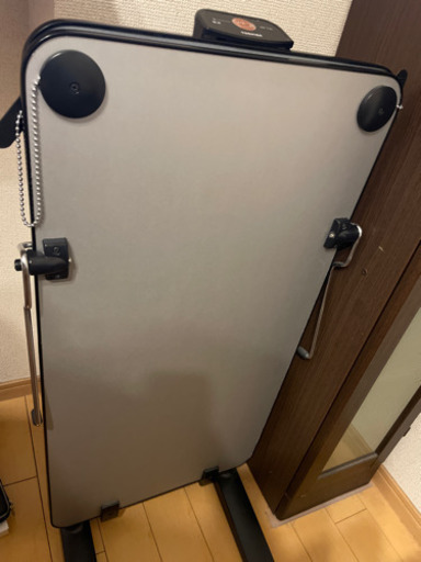 東芝　TOSHIBA ズボンプレッサー