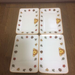 【無料】くまのプーさんの角皿 4枚 (11)