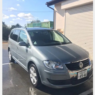 フォルクスワーゲン ゴルフトゥーラン TSI トレンドラインの画像