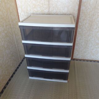 4段チェスト 中古
