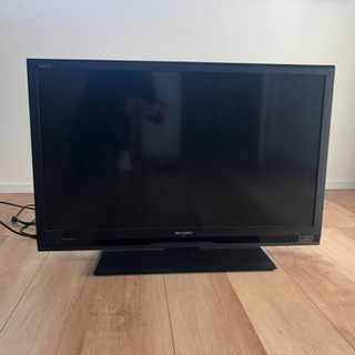 液晶テレビ　（シャープ　AQUOS 32インチ）の画像