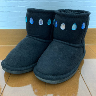 美品　キラキラビジューのムートンブーツ