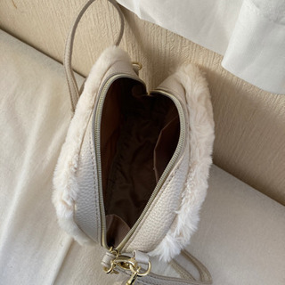 ハシュハシュ　ボアカバンの画像