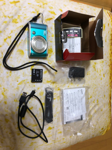 カメラ　コンデジ　zr1800 ブルー　美品　カシオ　CASIO