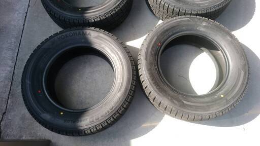 ヨコハマ スタッドレスタイヤ iceguad5　215/65 R16 98Q 4本