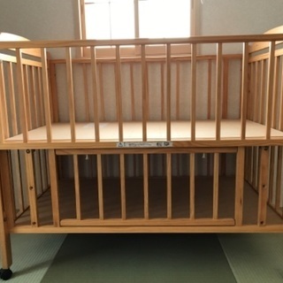 Yamatoya 大和屋 ベビーベッド