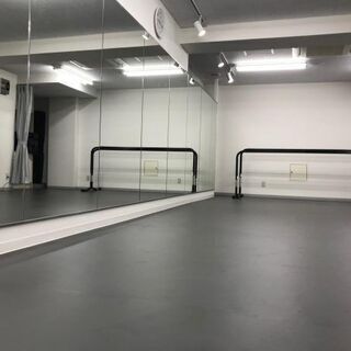 レンタルスタジオ　バレエ、ヨガ、ジャズダンス等向けのダンススペースの画像