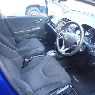 【車検コミ価格】*フィットＲＳ* 　検2年付*ナビ*ＴＶ*ＥＴＣ*Ｒカメラ*ＨＩＤの画像