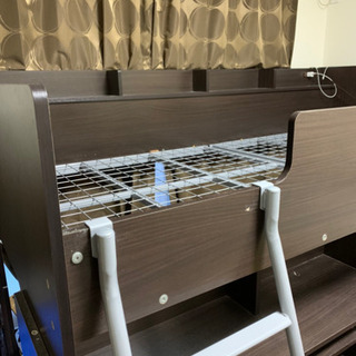 ニトリ システムベッド 机なしです。