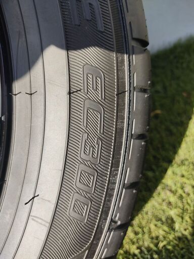 新車ホンダフリード正規タイヤ&ホイール（185/65/R15 88S)