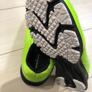 新品！運動靴　チャンピオン23.5の画像
