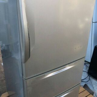 ！！お話中！！☆★☆SANYO中型255Ｌ冷蔵庫☆★☆
