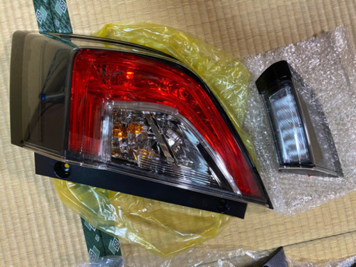 新品シビックFK7純正テールライト（値下げ中）
