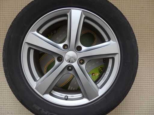 ENKEI　７Ｊ×１７　２２５/５５Ｒ１７　９７Ｖ