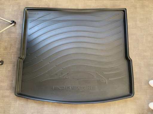 ポルシェ　マカント用ラゲッジマット