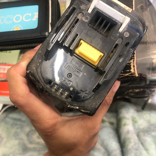 ※最終値下げ※マキタバッテリーと充電器セットの画像