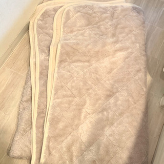 長方形こたつ敷布団　中古の画像