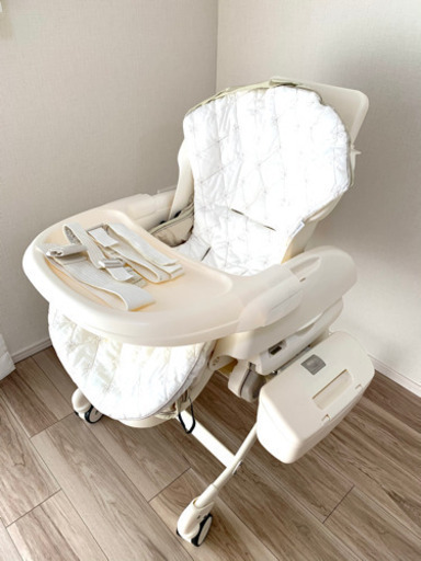 コンビ オートスウィング ホワイトレーベル フェアレット